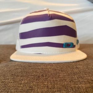 Oakley hat by New Era